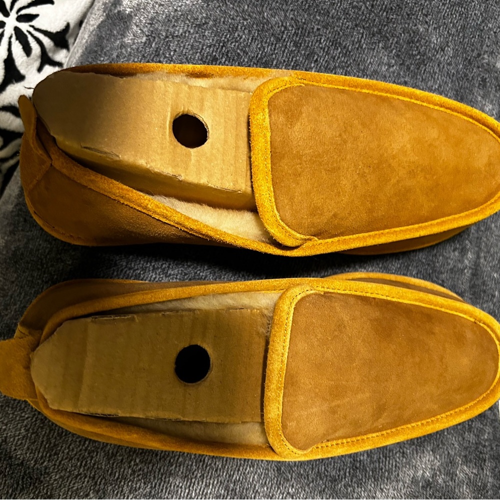 L.L. Bean Wicked Good Mens Slip On brand new in original box and packaging